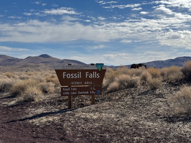 Volcanic Rocks and a Lava Dome in the Eastern Sierra – Serafina Hikes